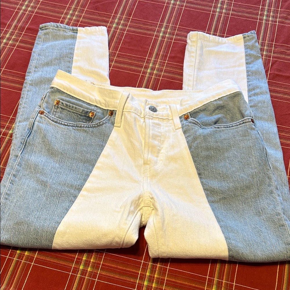 Levi’s 501 T Tapered Light Wash Color Block Jeans W27 L26 5 Pocket Button Fly